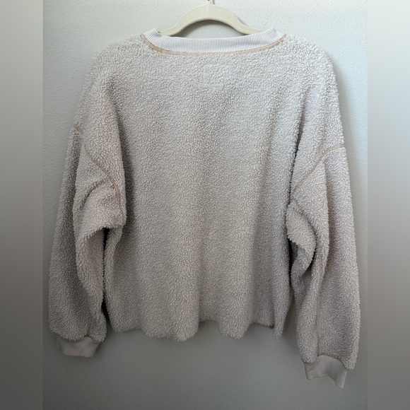 American Eagle Outfitters Cream Sherpa Crew Neck - Picture 5 of 6
